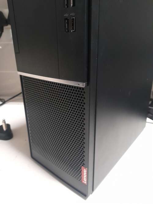 *HUGE SALE**LIKE NEW*I5 LENOVO HIGH PERFORMANCE V520 7TH GEN DESKTOP PC BOX*R4000 REFURBISHED PRICE*