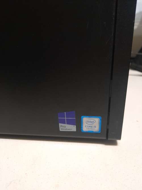 *HUGE SALE**LIKE NEW*I5 LENOVO HIGH PERFORMANCE V520 7TH GEN DESKTOP PC BOX*R4000 REFURBISHED PRICE*