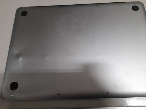**MONTH END MADNESS*APPLE MAC BOOK PRO*NO CHARER NOT SURE SPECS*CRACKED SCREEN**