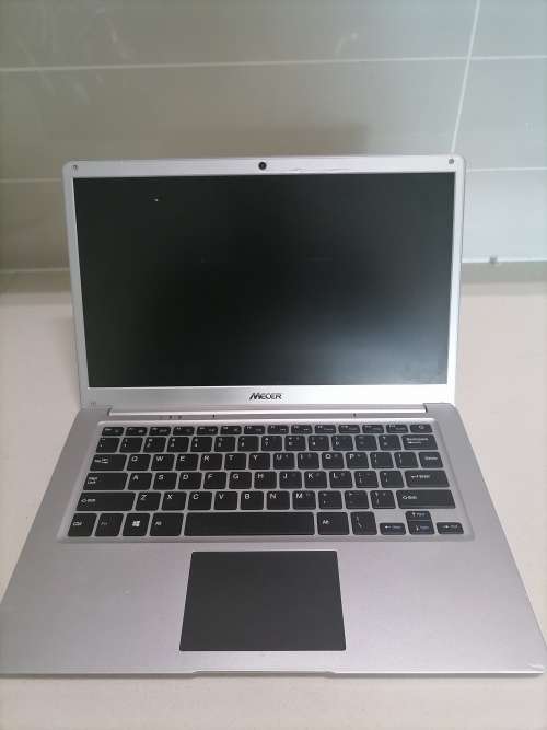 *STARTING @R1*MECER WIZARD Z140C, NO CHARGER NOT TESTED,SOLD AS IS**