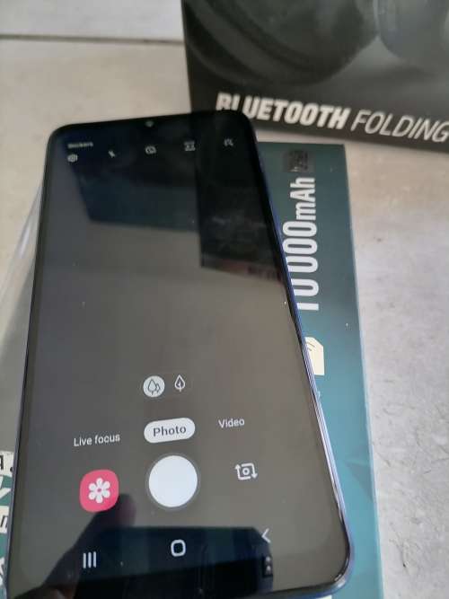 *AWESOME WEEKEND COMO DEAL*NEW SAMSUNG GALAXY A10S IN BOX+VOLKANO BT HEADSET+10 000MAH POWER BANK