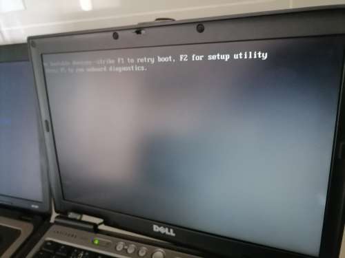 *LIQUIDATION STOCK*2XLAPTOPS**ONE HP AND ONE DELL**BOTH TURN ON*SOLD AS IS, NO GUARANTEE***