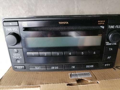 *WAREHOUSE CLEARANCE*TOYOTA FJ CRUISER ORIGINAL RADIO** UNTESTED**AS IS**