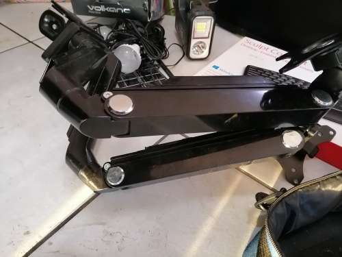 *WAREHOUSE CLEARANCE*BULK LOT OF PC ACCESSORIES,SOLAR LIGHTS,SCREEN, SCREEN STANDS ETC**