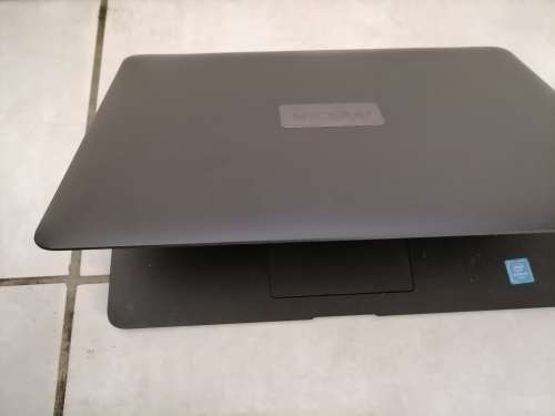 *LIQUIDATION STOCK* MECER Z140+G LAPTOP, EXCELLENT CONDITION BUT NOT TESTED NO POWER CORD**