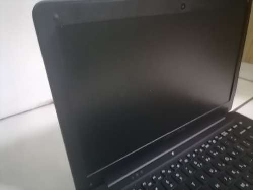 *LIQUIDATION STOCK* MECER Z140+G LAPTOP,NOT TESTED NO POWER CORD**SOLS AS IS*