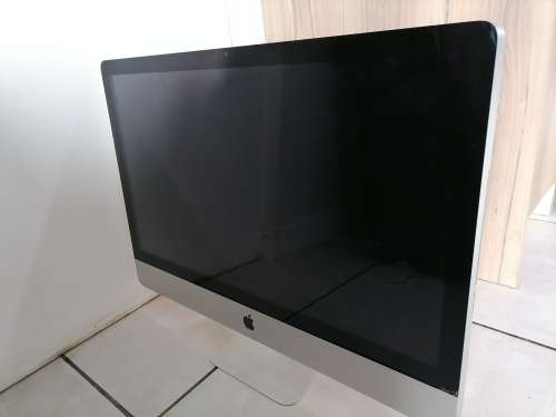 *LIQUIDATION STOCK*APPLE IMAC  A1312 27INCH ALL IN ONE PC*LOOKS COMPLETE NO POWER***OVER R20 00 NEW