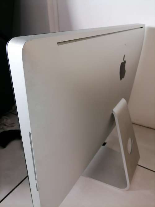 *LIQUIDATION STOCK*APPLE IMAC  A1312 27INCH ALL IN ONE PC*LOOKS COMPLETE NO POWER***OVER R20 00 NEW