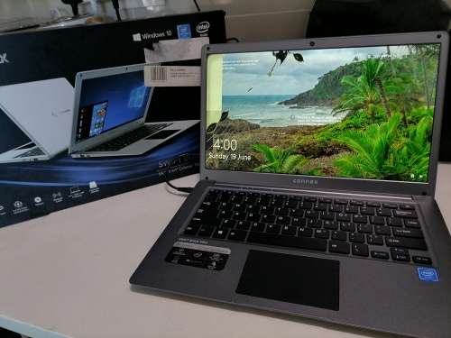 * CONNEX SWIFTBOOK PRO LAPTOP, 4GB RAM , 64GB SSD, IN BOX,WAS NEW(CRACKED SCREEN)R4000 IN STORE**
