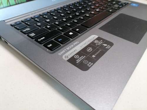* CONNEX SWIFTBOOK PRO LAPTOP, 4GB RAM , 64GB SSD, IN BOX,WAS NEW(CRACKED SCREEN)R4000 IN STORE**