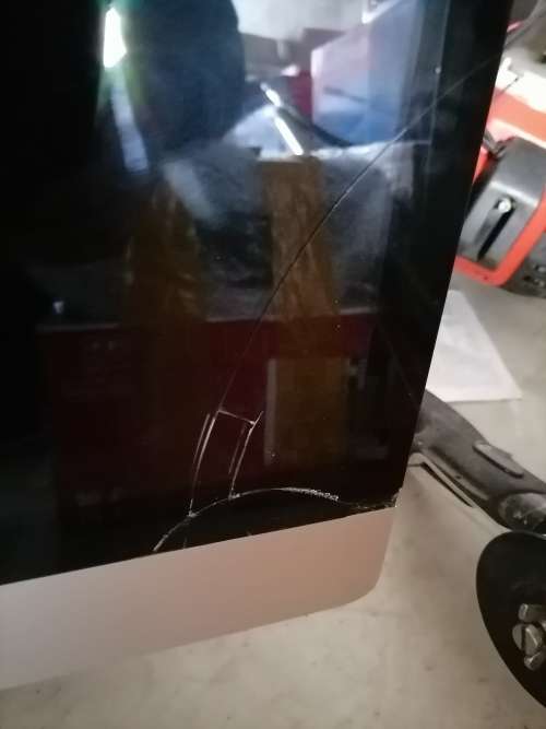 *LIQUIDATION STOCK*APPLE IMAC  A1312 27INCH ALL IN ONE PC*LOOKS COMPLETE NO POWER***OVER R20 00 NEW