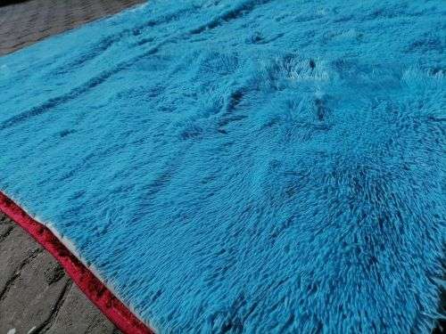 *WEEKEND SPECIAL*VERY LIMITED*BRAND NEW WINTER FLUFFY RUGS*WINNING BIDDER CAN CHOOSE COLOUR*