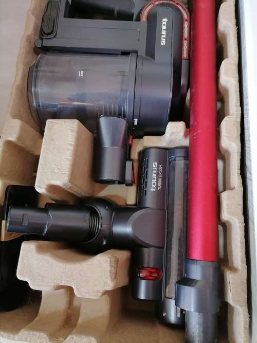 *CHRISTMAS IN JULY*DEMO TAURUS ASPIRADOR ESCOBA TURBO BRUSH CYCLONE SYSTEM IN BOX*R8000 RETAIL**