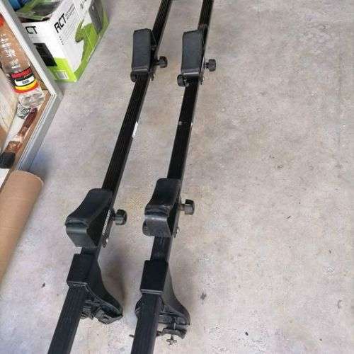 *MASSIVE MONTH END*SET OF THULE ROOF RACKS WITH CANOE CARRIER AS WELL*