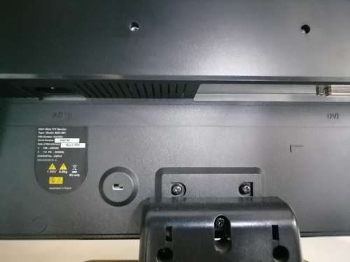 *BULK LOT OF AWESOME ELECTRONICS*PC SCREENS/HEADSETS.3G MODEM,KEYBOARDS,CAMERA ETC**