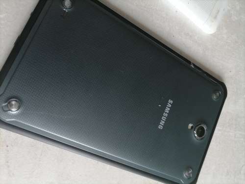 *WOMANS WEEK DEAL*FREE GOLD CHAIN*LOT OF 3 X DAMAGED TABLETS*2 X SAMSUNG,1X BLAUPUNKT*