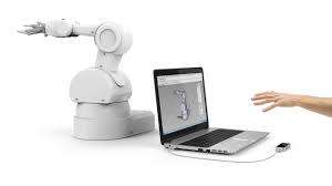 *MONTHEND CLEARANCE**BRAND NEW LEAP MOTION OPTICAL HAND TRACKING  CONTROLLER IN BOX**R5000 IN STORE*