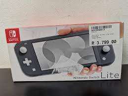 **AWESOME DELAS**PRE OWNED NINTENDO SWITCH LITE IN BOX WITH CHARGER **R4500 RETAIL**