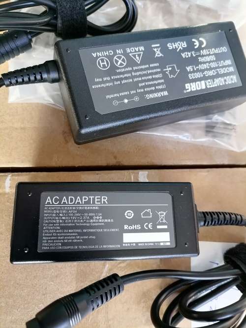 *SPRING SPECIAL*LOT OF 6X BRAND NEW LAPTOP CHARGES,SOME ORIGINAL SOME AFTERMARKET*OVER R3000 VALUE*