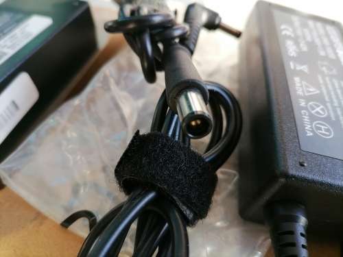 *SPRING SPECIAL*LOT OF 6X BRAND NEW LAPTOP CHARGES,SOME ORIGINAL SOME AFTERMARKET*OVER R3000 VALUE*