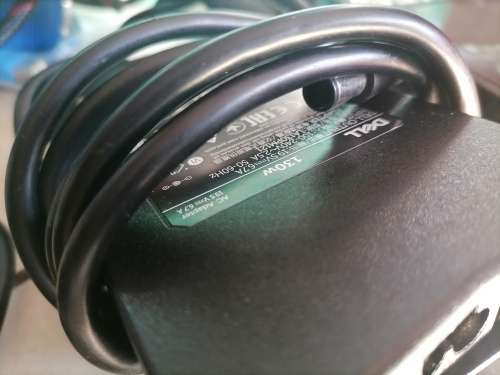 *SPRING SPECIAL*BULK LOT OF AWESOME ELECTRONICS*MP3 PLAYER,8GB RAM, HDD,DVD WRITER,CABLES,CHARGERS**