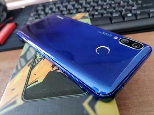 *CRAZY MONTH END**HISENSE H30 LITE IN BOX, NO POWER, NOT TURNING ON SOLD AS IS*NOT SURE ISSUE**