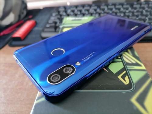 *CRAZY MONTH END**HISENSE H30 LITE IN BOX, NO POWER, NOT TURNING ON SOLD AS IS*NOT SURE ISSUE**