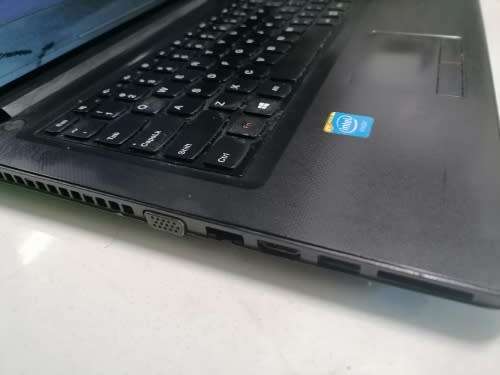 *CRAZY SPRING SPECIAL*LENOVO IDEAPAD 300, TURNS ON, NEEDS PROGRAMM, HINGE DAMAGED*AS PER AD**