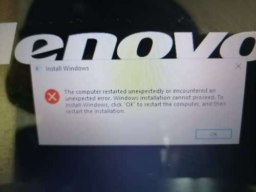 *CRAZY SPRING SPECIAL*LENOVO IDEAPAD 300, TURNS ON, NEEDS PROGRAMM, HINGE DAMAGED*AS PER AD**
