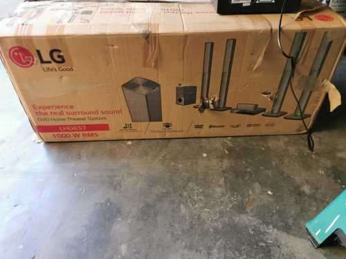 *SPEAKERS ONLY**DEMO LG LHD657 DVD HOME THEATRE SYSTEM SPEAKERS *NO HEAD UNIT