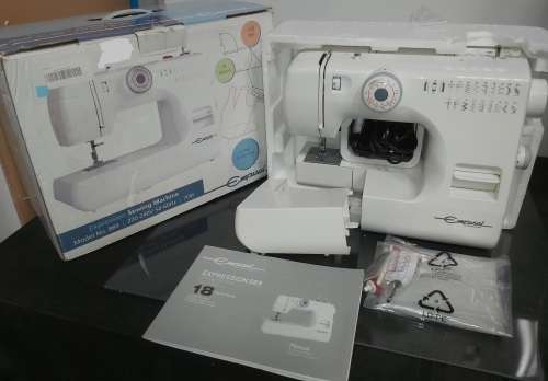 *FRESH FRIDAY DEALS*BRAND NEW EMPISAL EXPRESSION 889 SEWING MACHINE IN BOX*R3000 RETAIL
