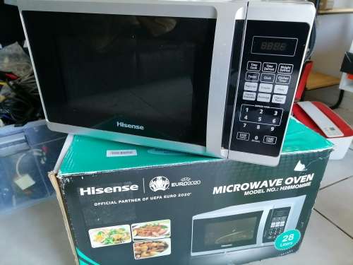 *SPRING CLERANCE*HISENSE 28L DIGITAL TOUCH PANEL MICROWAVE IN BOX*WORKING**