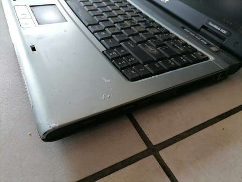 *SPRING CLEARANCE** ACER TRAEL MATE 2420 LAPTOP WITH POWER SUPPLY*WORKING**
