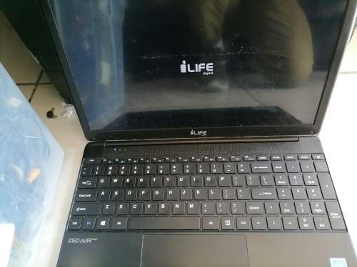 *SPRING CLERANCE**ILIFE ZED AIR PLUS*POWERS ON SOMETIMES AND SHOWS LOGO*SOLD AS IS*BATTERY HAS POWER