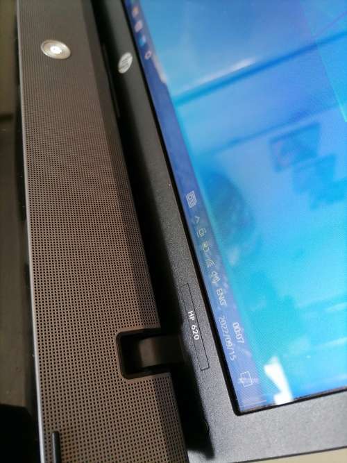 *FRESH FRIDAY DEAL*BEAUTIFULL BRAND NEW HP 620 T3000 LAPTOP WITH CHARGER***