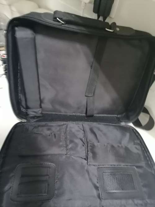 *I5 DELL LATITUDE E5450 4G(SIM) E5450 5TH GEN,4GB RAM, EXCELLENT CONDITION*R14000 NEW PRICE**
