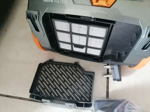 **USED SWISS ROBUSTER VACUUM CLEANERSVAC ROB2200 IN BOX WITH ATTACHMENTS*R2600 NEW PRICE*