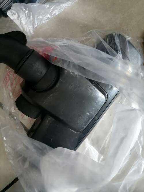 **USED SWISS ROBUSTER VACUUM CLEANERSVAC ROB2200 IN BOX WITH ATTACHMENTS*R2600 NEW PRICE*