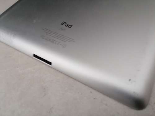 *LIQUIDATION STOCK*10 INCH APPLE IPAD 2 A1396 3G/WIFI*POWERS ON*REQUIRES PASSWORD**