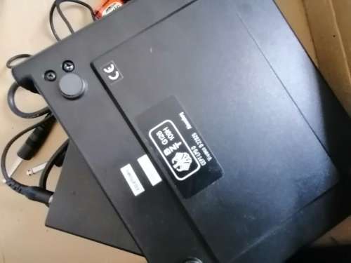 *COMAIR LIQUIDATION*CYBERWAVE FMC 8340 RF CLIP ON WIRELESS MIC SYSTEM AND RECIEVER IN BOX***