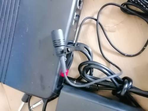 *COMAIR LIQUIDATION*CYBERWAVE FMC 8340 RF CLIP ON WIRELESS MIC SYSTEM AND RECIEVER IN BOX***