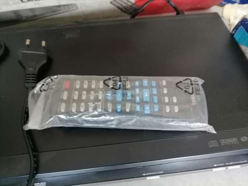 *COMAIR LIQUIDATION*TOP QUALITY MARANTZ 75SR1010/2B AMPLIFIER AND TOSHIBA DVD PLAYER**WORKING**