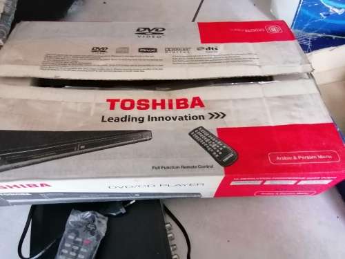 *COMAIR LIQUIDATION*TOP QUALITY MARANTZ 75SR1010/2B AMPLIFIER AND TOSHIBA DVD PLAYER**WORKING**