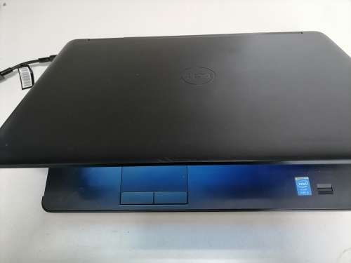 **PREOWNED I5 DELL E5540 4TH GEN LAPTOP*4GB RAM,WINDOWS 10 ETC *R13 000 NEW IN STORE