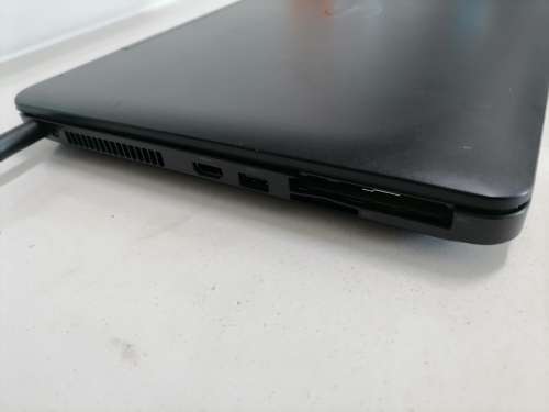 **PREOWNED I5 DELL E5540 4TH GEN LAPTOP*4GB RAM,WINDOWS 10 ETC *R13 000 NEW IN STORE