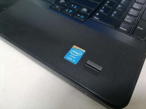 **PREOWNED I5 DELL E5540 4TH GEN LAPTOP*4GB RAM,WINDOWS 10 ETC *R13 000 NEW IN STORE