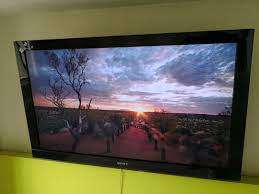 **HOTEL LIQUIDATION*SONY BRAVIA 40INCH LCD TV*WORKING*NO STAND NO REMOTE*TV BRACKET INCL**