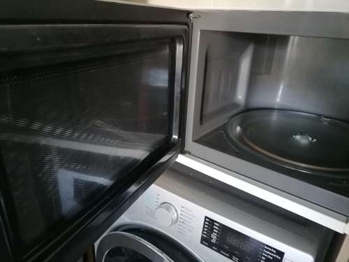 *LG MS4440SR 44L DIGITAL MICROWAVE*POWERS ON TOUCH PANEL FAULTY*SOLD AS IS**