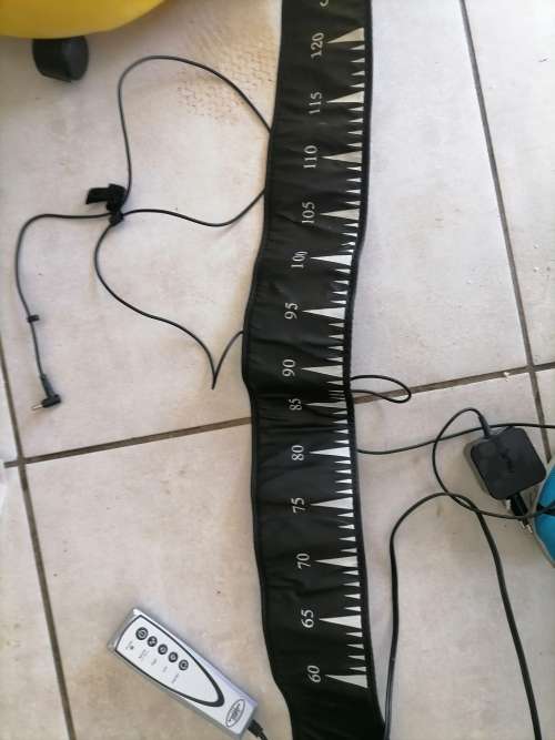 *LIQUIDATION*COMBO DEAL*VIBROSHAPE PROFESSIONAL SLIMMING BELT+NEWBEURER SCALE*1 BID FOR BOTH*