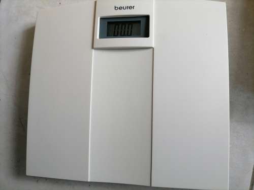 *LIQUIDATION*COMBO DEAL*VIBROSHAPE PROFESSIONAL SLIMMING BELT+NEWBEURER SCALE*1 BID FOR BOTH*